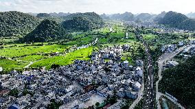 (GloriousGuizhou)CHINA-GUIZHOU-ANSHUN-TUNPU CULTURE-ANCIENT STONE BUILDINGS (CN)