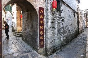 (GloriousGuizhou)CHINA-GUIZHOU-ANSHUN-TUNPU CULTURE-ANCIENT STONE BUILDINGS (CN)