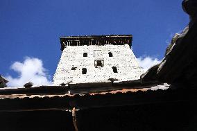 (GloriousGuizhou)CHINA-GUIZHOU-ANSHUN-TUNPU CULTURE-ANCIENT STONE BUILDINGS (CN)