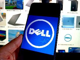 Illustration Dell Layoffs