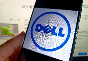 Illustration Dell Layoffs