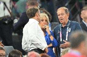 Paris 2024 - Emmanuel Macron And Brigitte At Women's Basketball Final