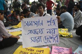 Junior Doctors Hold Protest In Government Hospitals For Rape And Murder Of A PGT Woman Doctor In Kolkata, India