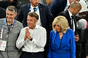 Paris 2024 - Emmanuel Macron And Brigitte At Women's Basketball Final