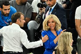 Paris 2024 - Emmanuel Macron And Brigitte At Women's Basketball Final