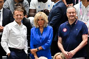 Paris 2024 - Emmanuel Macron And Brigitte At Women's Basketball Final