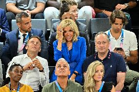 Paris 2024 - Emmanuel Macron And Brigitte At Women's Basketball Final