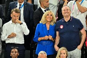 Paris 2024 - Emmanuel Macron And Brigitte At Women's Basketball Final