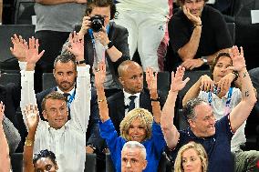 Paris 2024 - Emmanuel Macron And Brigitte At Women's Basketball Final