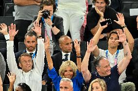 Paris 2024 - Emmanuel Macron And Brigitte At Women's Basketball Final