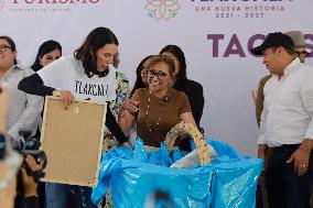 Tlaxcala Breaks Guinness Record By Distributing Free Basket Tacos In Mexico