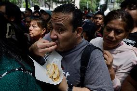 Tlaxcala Breaks Guinness Record By Distributing Free Basket Tacos In Mexico