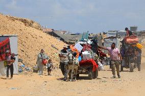 MIDEAST-GAZA-KHAN YOUNIS-EVACUATION