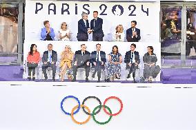 Paris 2024 - The Macrons Attend The Closing Ceremony