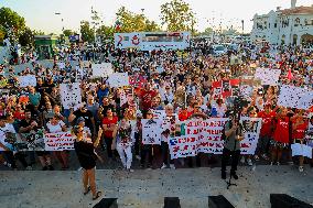 Pro-animal Rights Activists Protest - Istanbul