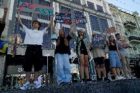 Rally in  support of Ukrainian POWs in central Kyiv