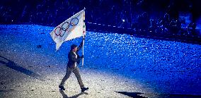 Paris 2024 - Tom Cruise Performs A Stunt At Closing Ceremony