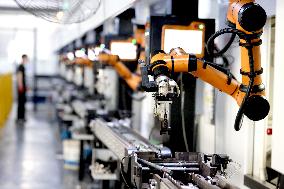 China Manufacturing Industry Robot