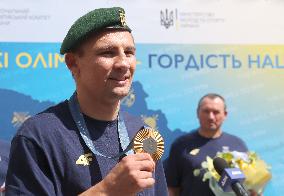 Olympic boxing champion Oleksandr Khyzhniak back in Ukraine