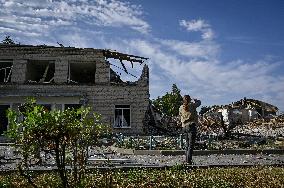 Hospital in Donetsk region destroyed by Russian troops