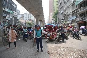 Police Forces Resume Duty - Dhaka