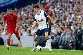 Tottenham Hotspur v FC Bayern Munich - Pre-Season Friendly