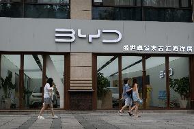 BYD Store in Shanghai