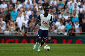 Tottenham Hotspur v FC Bayern Munich - Pre-Season Friendly