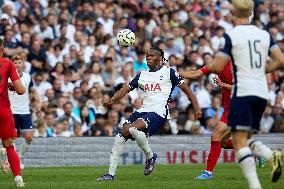 Tottenham Hotspur v FC Bayern Munich - Pre-Season Friendly