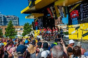 Le Tour De France Femmes 2024 Started In Rotterdam.