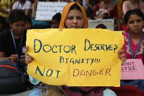 The Federation Of Resident Doctors Association (FORDA) Announced A Nationwide Cease Work To Protest Against A PGT Woman Doctor R