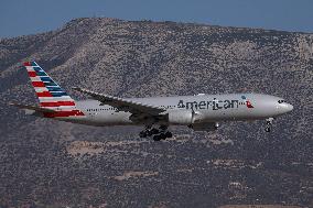 American Airlines Boeing 777 Landing