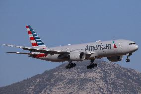 American Airlines Boeing 777 Landing