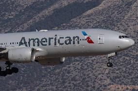 American Airlines Boeing 777 Landing