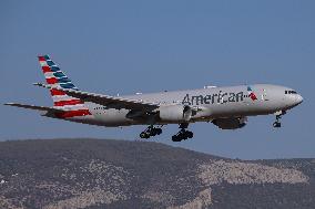 American Airlines Boeing 777 Landing