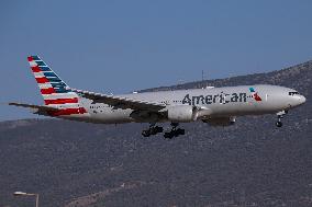 American Airlines Boeing 777 Landing