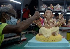 Preparation Of Ganesh Chaturthi Festival In Mumbai