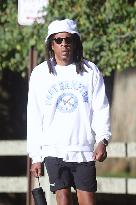 Exclu - Jay Z Spotted Jogging - The Hamptons