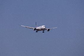 United Airlines Boeing 787 Dreamliner