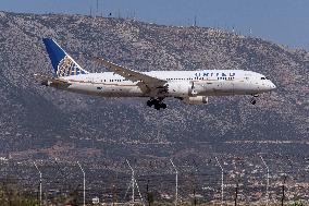 United Airlines Boeing 787 Dreamliner