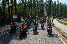 Har Ghar Tiranga Campaign In Kashmir Ahead Of India's Independence Day