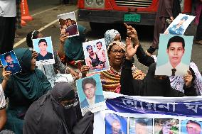 Family Members Of Victims Of Enforced Disappearance Protest In Front Of The Chief Adviser Official Residence In Dhaka.