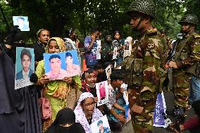 Family Members Of Victims Of Enforced Disappearance Protest In Front Of The Chief Adviser Official Residence In Dhaka.