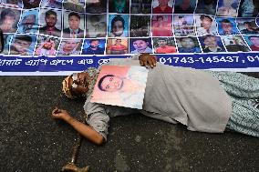 Family Members Of Victims Of Enforced Disappearance Protest In Front Of The Chief Adviser Official Residence In Dhaka.