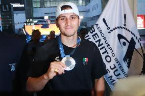 Boxer Marco Verde Arriving Mexico City Airport