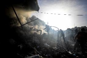 Files - Israeli Air Airstrikes In Khan Yunis - Gaza