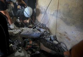 Files - Israeli Air Airstrikes In Khan Yunis - Gaza