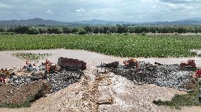 Dike Breach Repair - China