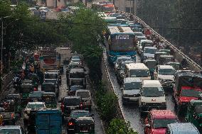 Daily Life In Dhaka