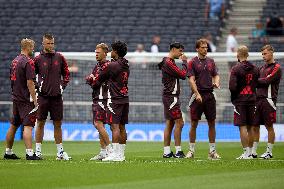 Tottenham Hotspur v FC Bayern Munich - Pre-Season Friendly